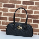 Gucci(グッチ) コピー 795218 AABZB 1000 グッチ GGマーモント ミディアム トップハンドルバッグ 795218 AABZB 1000 ブラック