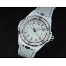 ウブロ ビッグバン ワンクリック ミントグリーンセラミック ダイヤモンド 33mm 485.GS.5271.RX.1204
