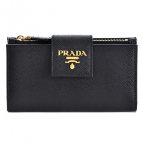 プラダ PRADA サフィアーノレザー 型押しカーフスキン 二つ折り財布 ブラック 1ML005 QWA 002