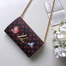 Louis Vuitton ポルトフォイユ ツイスト チェーン M63888