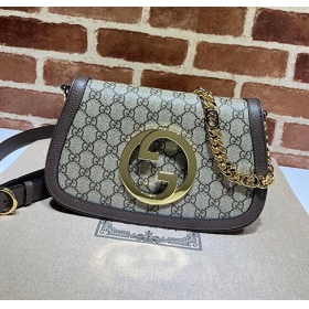 GUCCI コピー 699268 K9GSG 6720