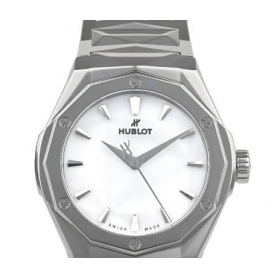 550.NS.2200.NS.ORL22 コピー HUBLOTコピー クラシック・フュージョン オーリンスキー ブレスレット チタニウムホワイト 550.NS.2200.NS.ORL22